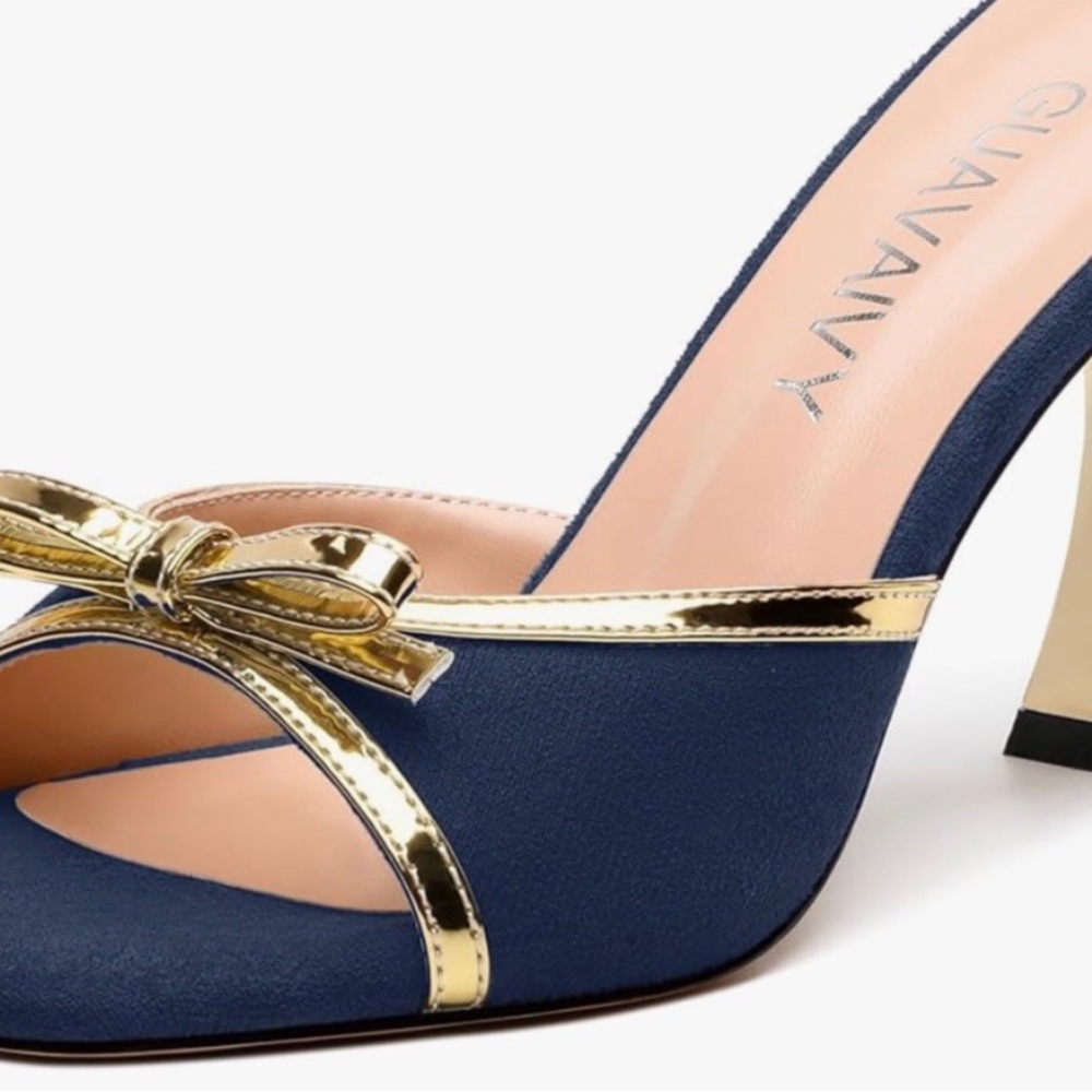 Gianvito Rossi Navy and Gold Heels